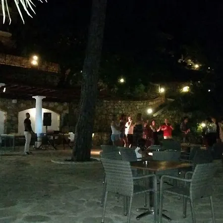 Club Bellamare 말마리스