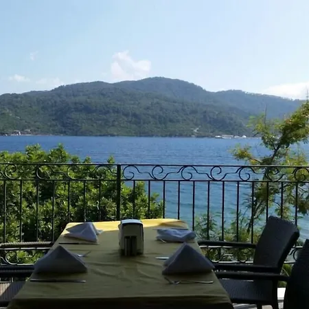 ホテル Club Bellamare 4*