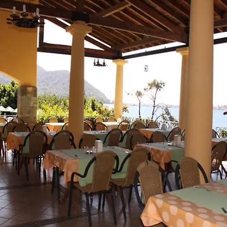 Club Bellamare Hotell 4*