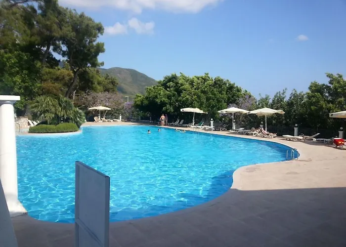 Club Bellamare Hotel 4*