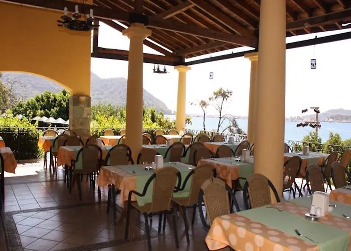Club Bellamare Hotel 4*